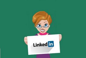 choosing LinkedIn Ads for digital marketing